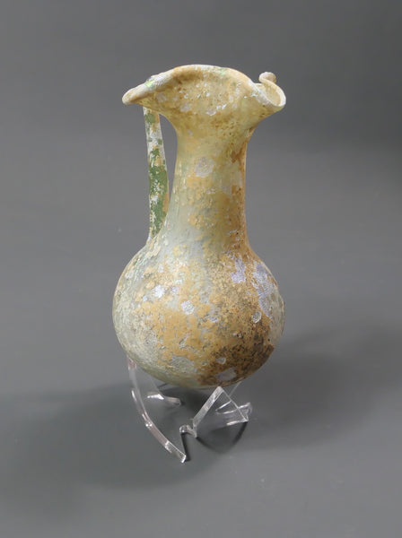 Glass oinochoe.