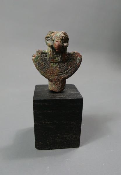 Egide de Khnoum.