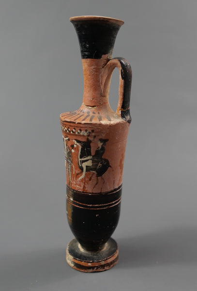 Lekythos.