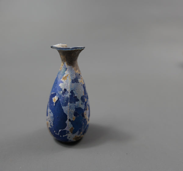 Small bottle.