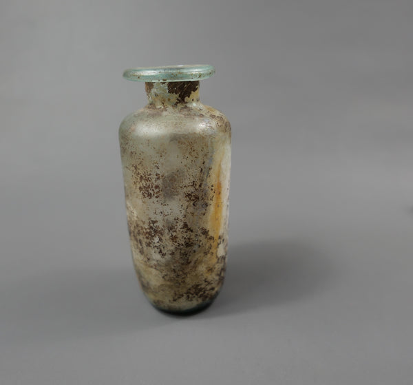 Bouteille cylindrique.