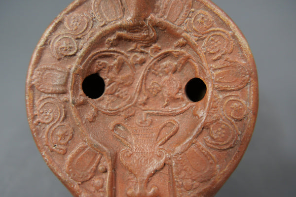 Lampe à huile.
