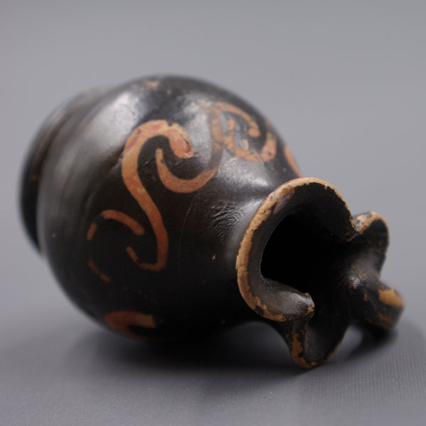 Œnochoë miniature.