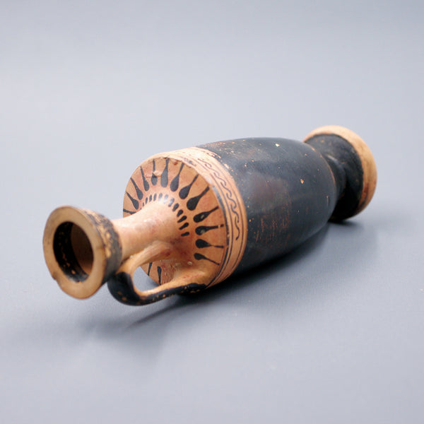 Lekythos.