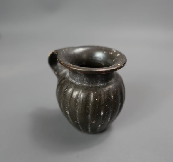 Olpé miniature.