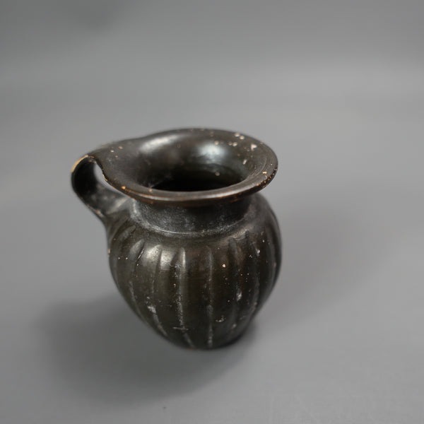 Olpé miniature.