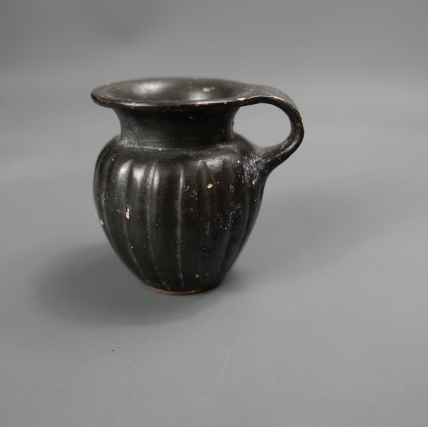 Olpé miniature.