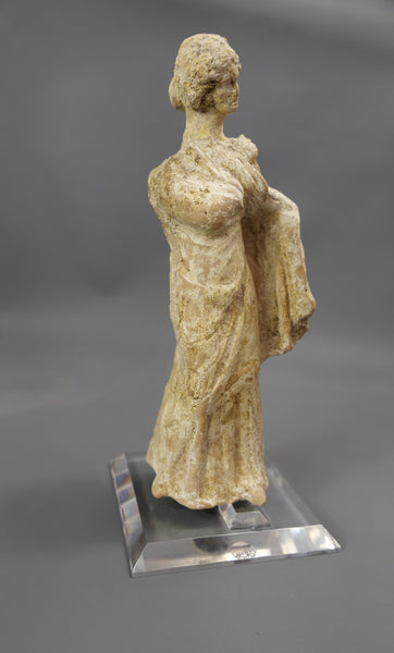 Statuette féminine.