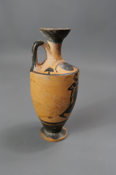 Lekythos.